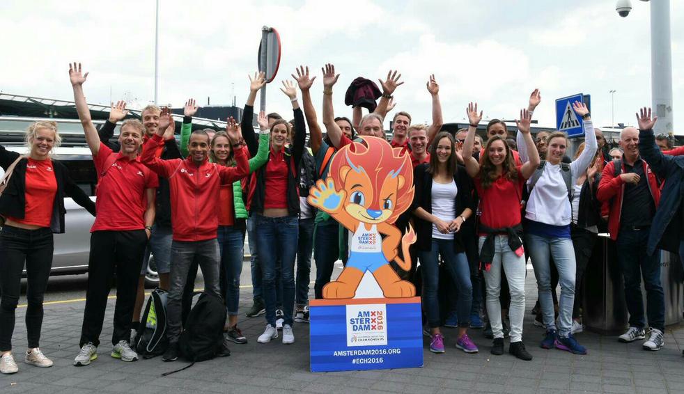 Renée - Amsterdam _ Team Belgium Aankomst - 04.07