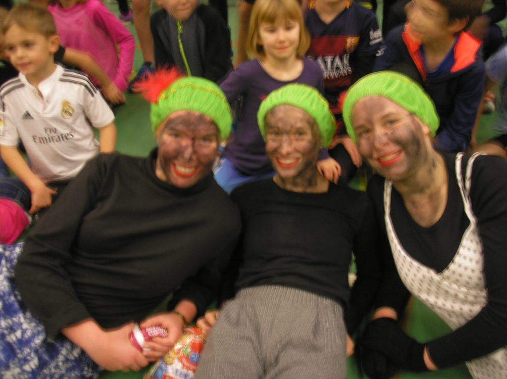 OLYMPUS DIGITAL CAMERA